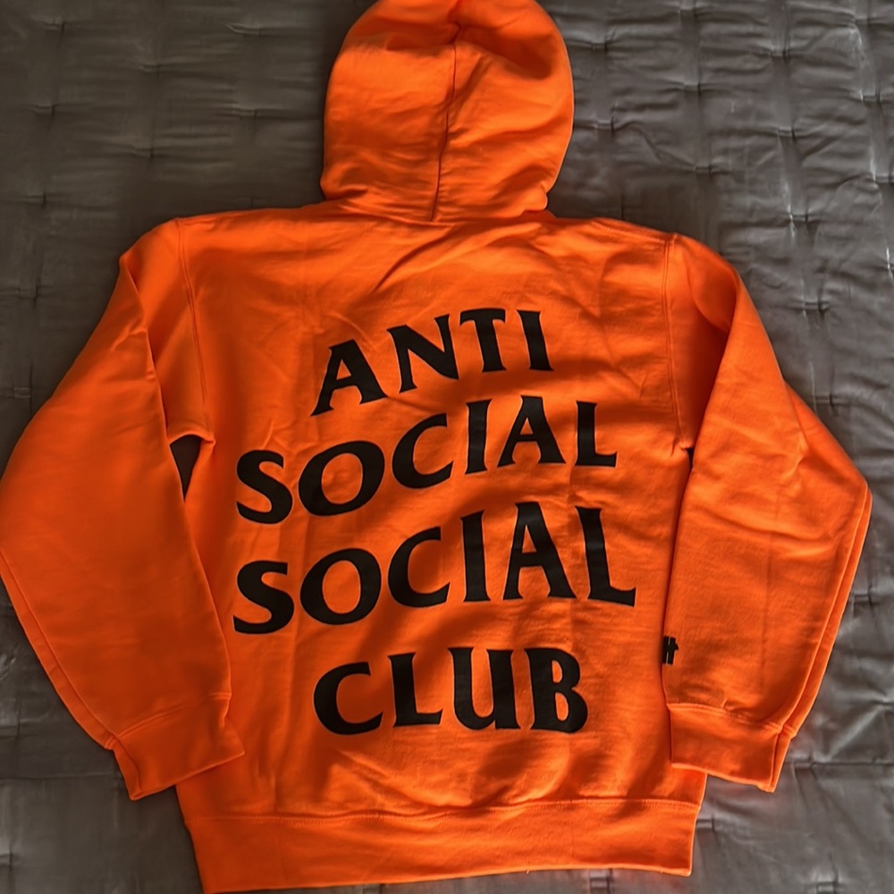 ANTI SOCIAL SOCIAL CLUB